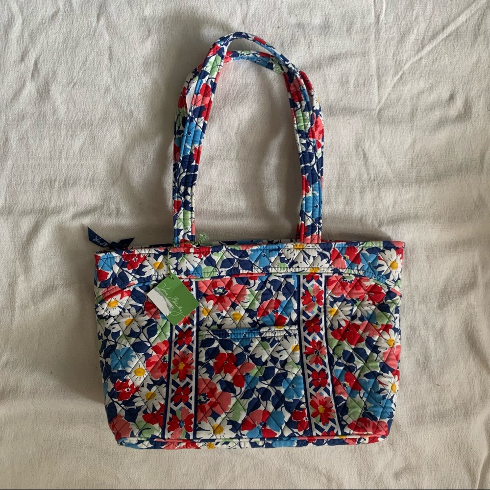NWT Vera Bradley Mandy Summer Cottage Shoulder Bag Purse